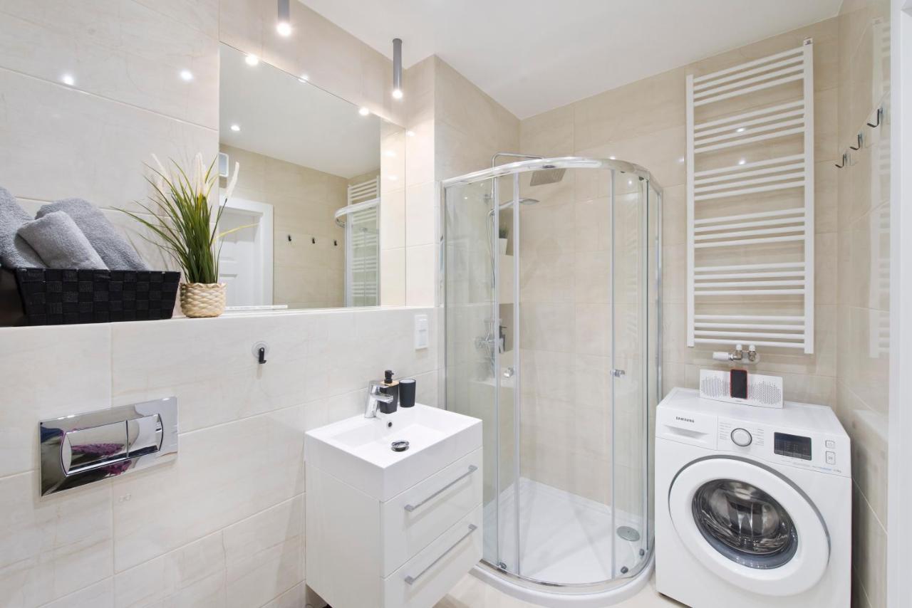 Love In Gdansk Aon Apartments Экстерьер фото
